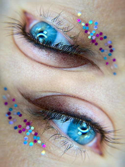 Перманентный макияж век